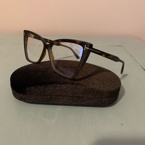 New Tom Ford Glasses FT5844-B